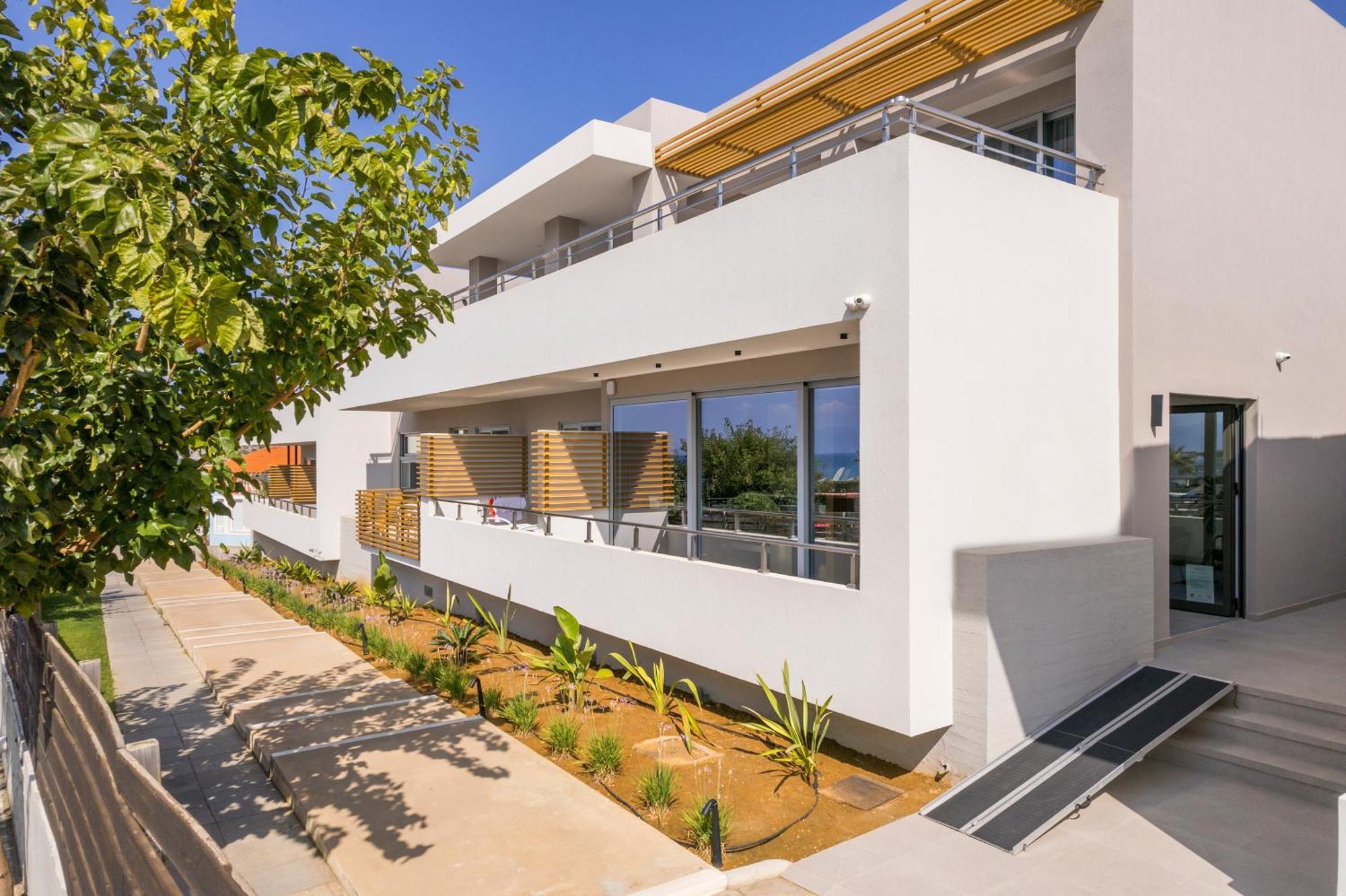 Ostrakon Suites Agia Marina Exteriér fotografie
