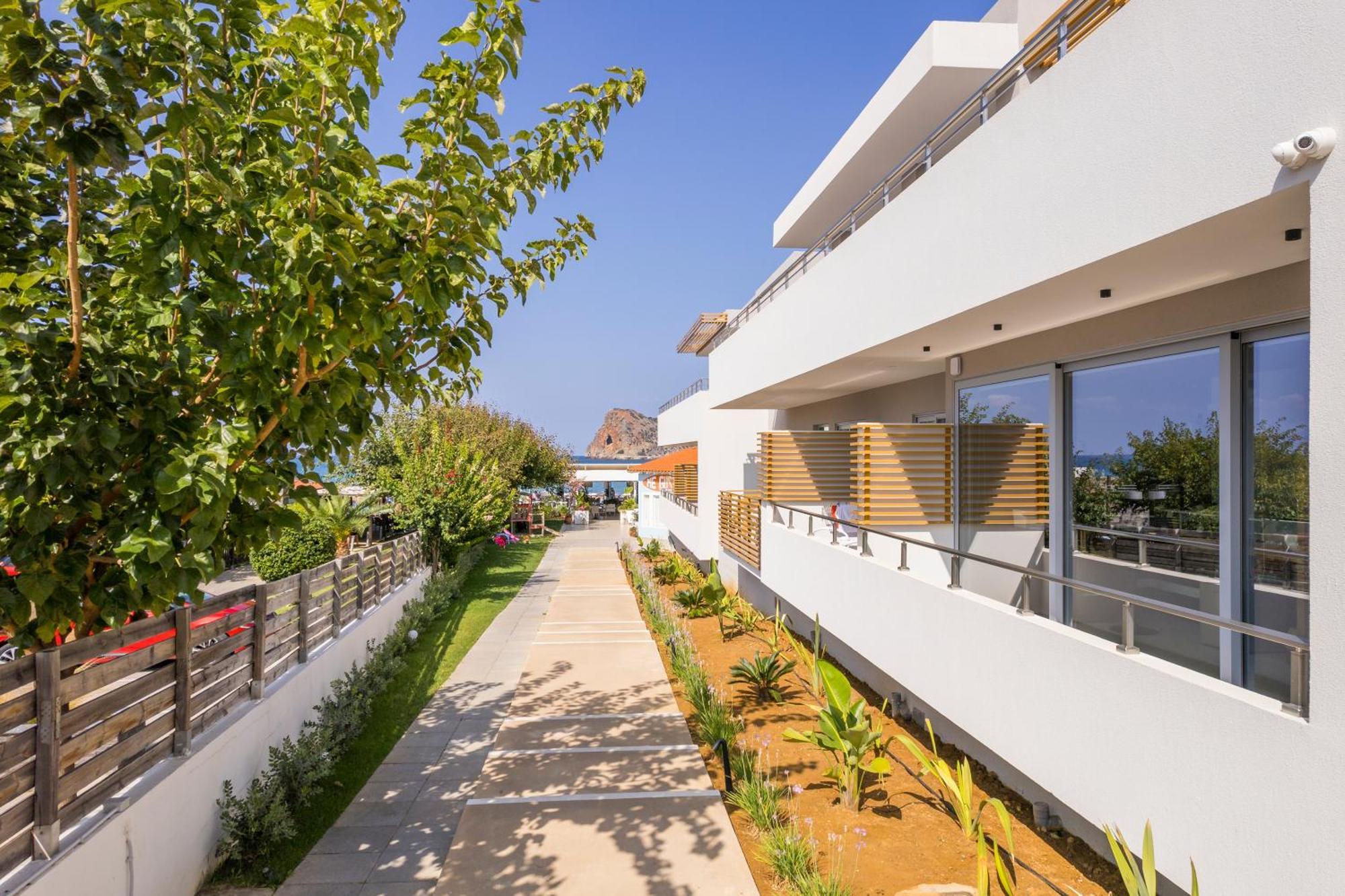 Ostrakon Suites Agia Marina Exteriér fotografie