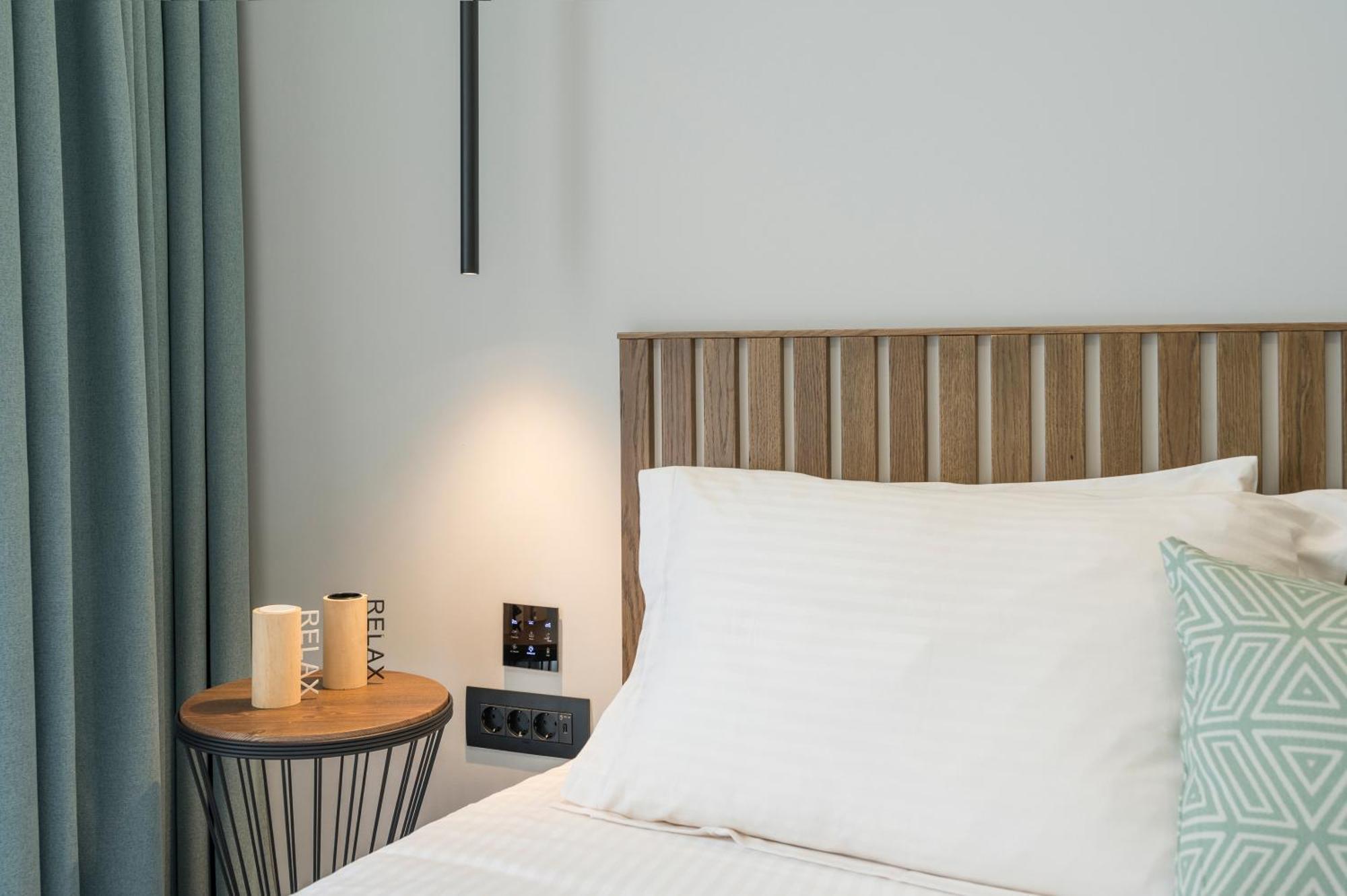 Ostrakon Suites Agia Marina Exteriér fotografie