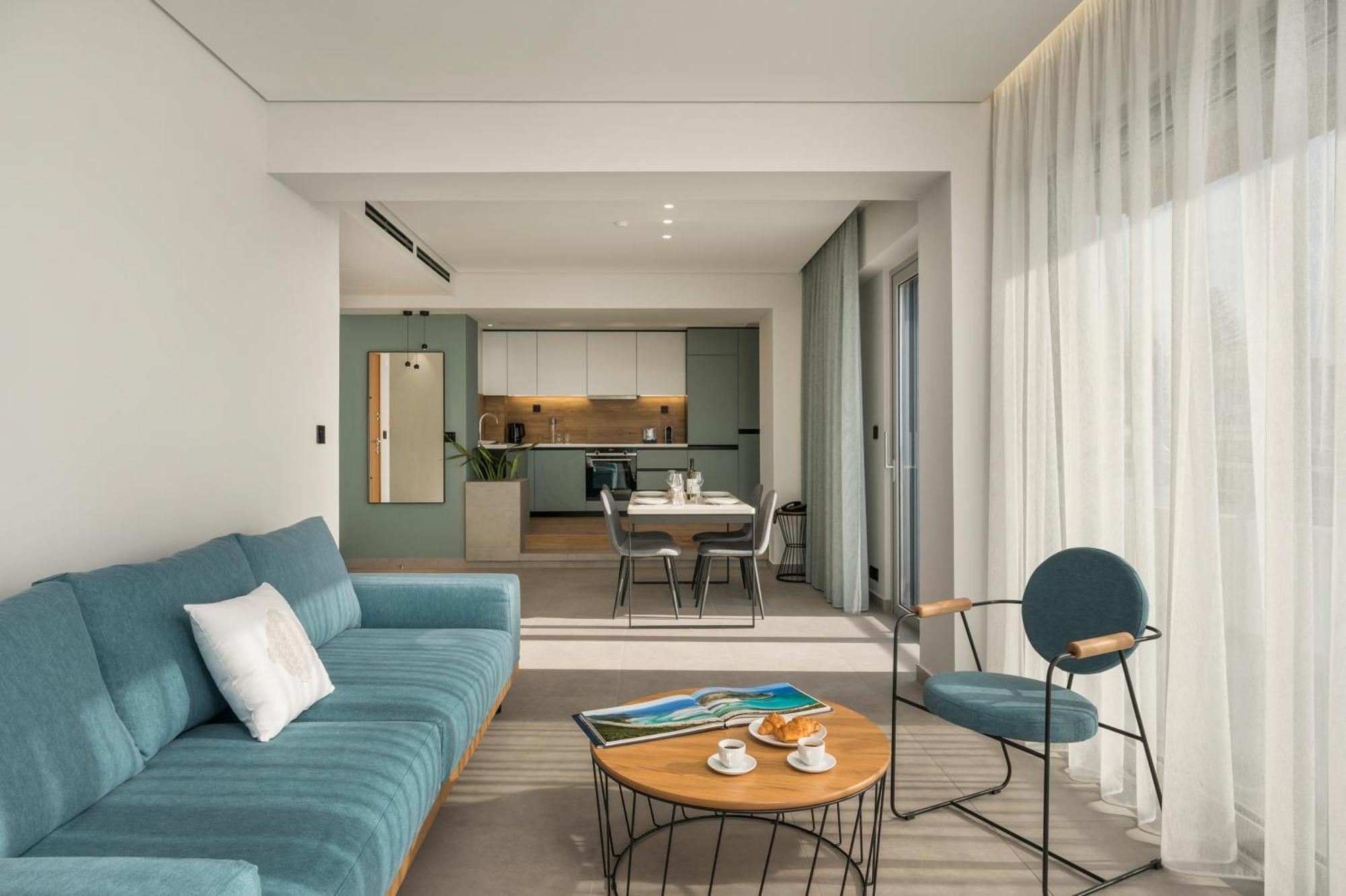 Ostrakon Suites Agia Marina Exteriér fotografie