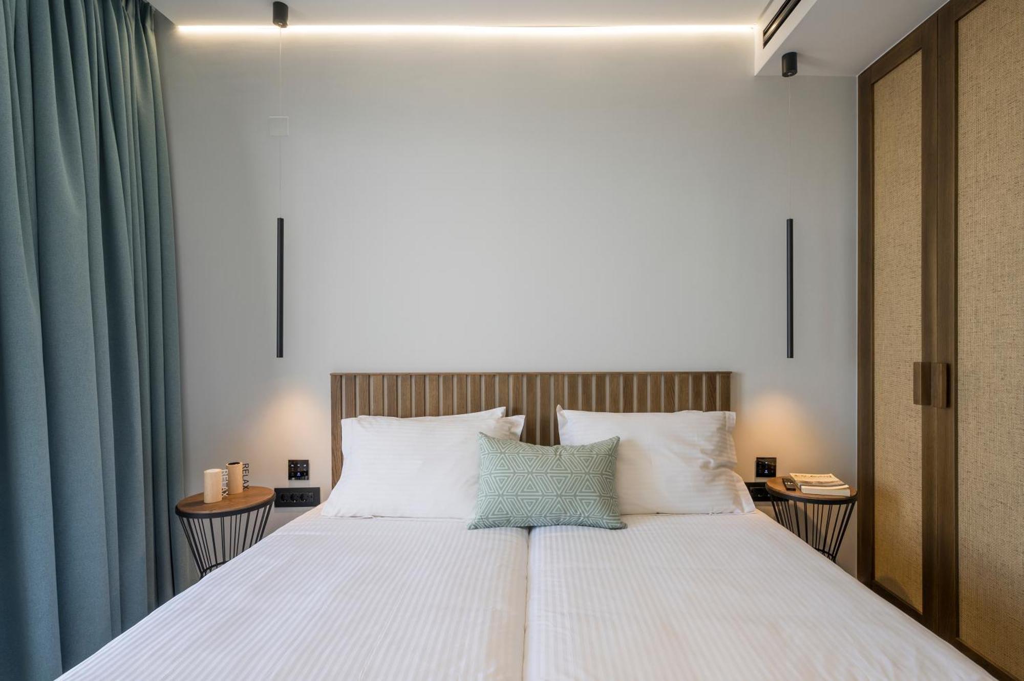 Ostrakon Suites Agia Marina Exteriér fotografie
