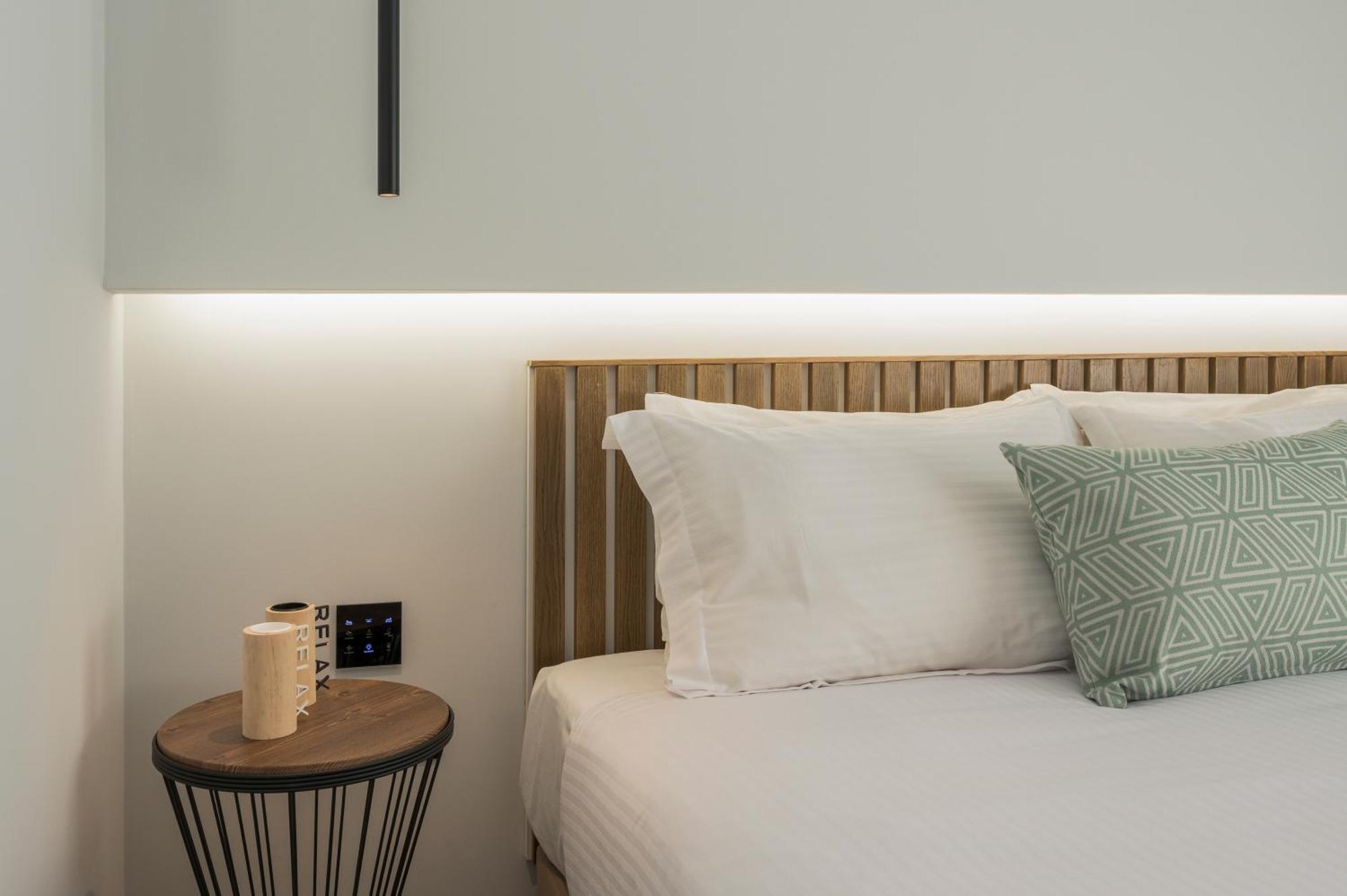 Ostrakon Suites Agia Marina Exteriér fotografie