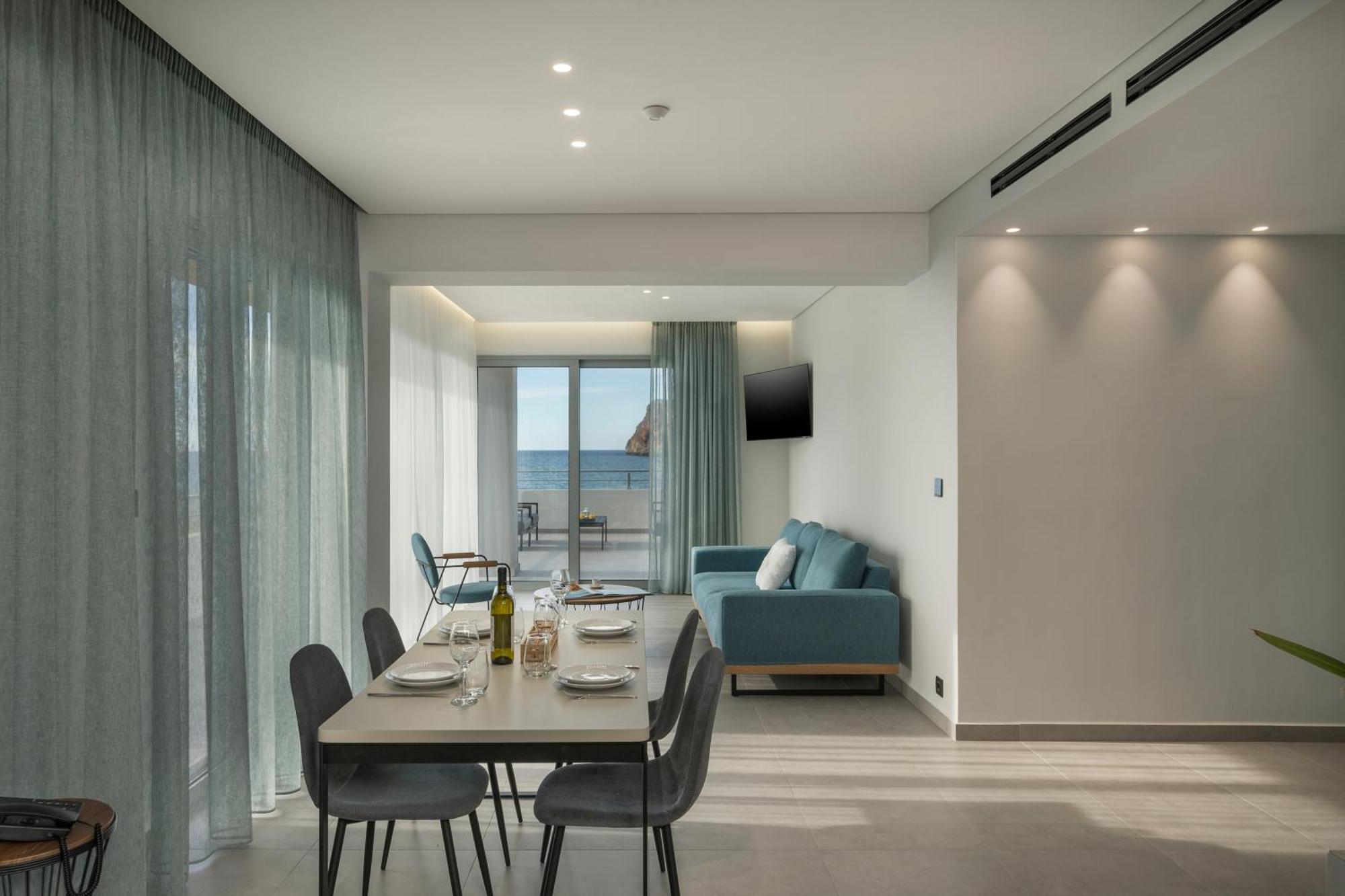 Ostrakon Suites Agia Marina Exteriér fotografie
