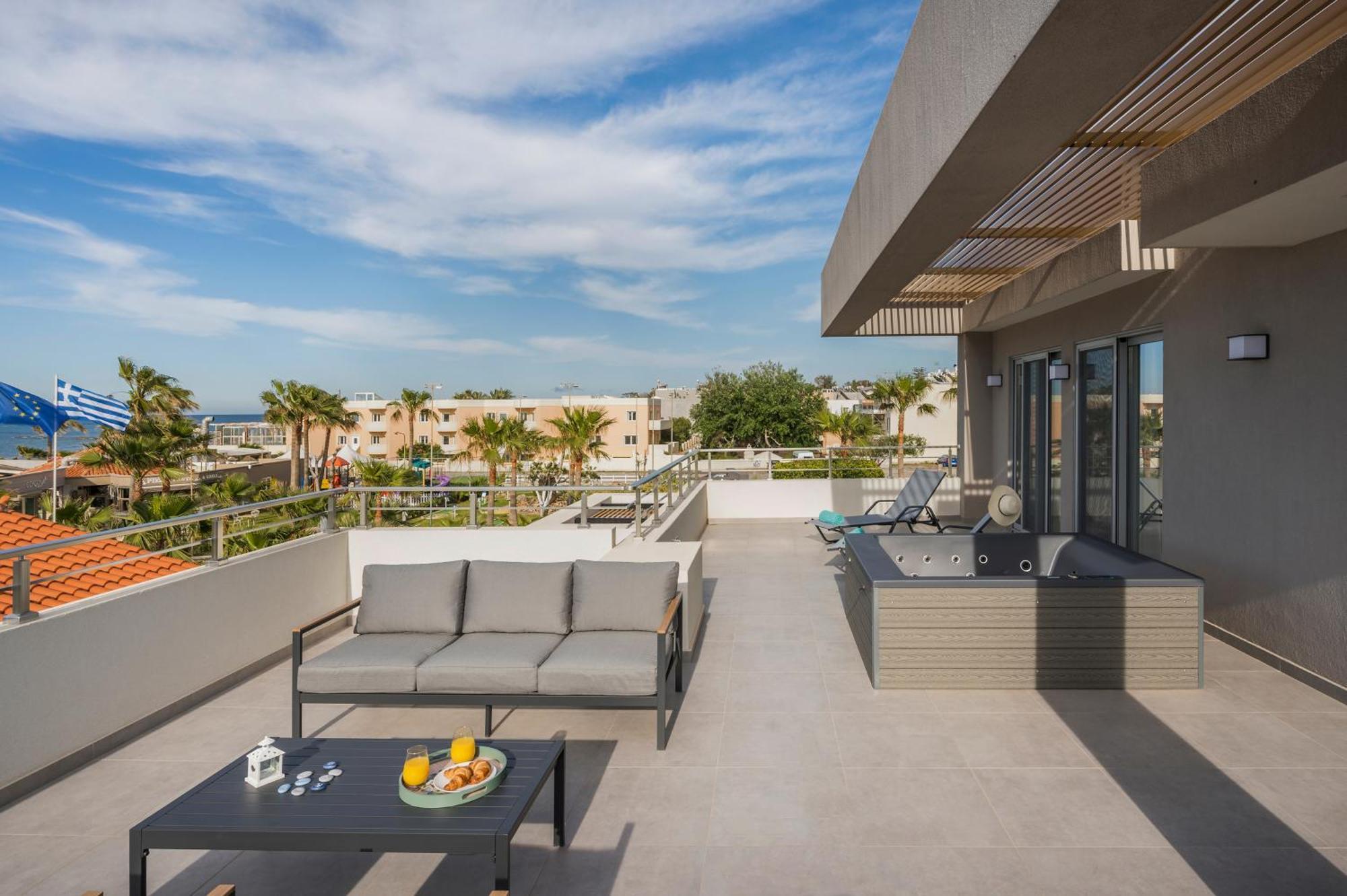 Ostrakon Suites Agia Marina Exteriér fotografie