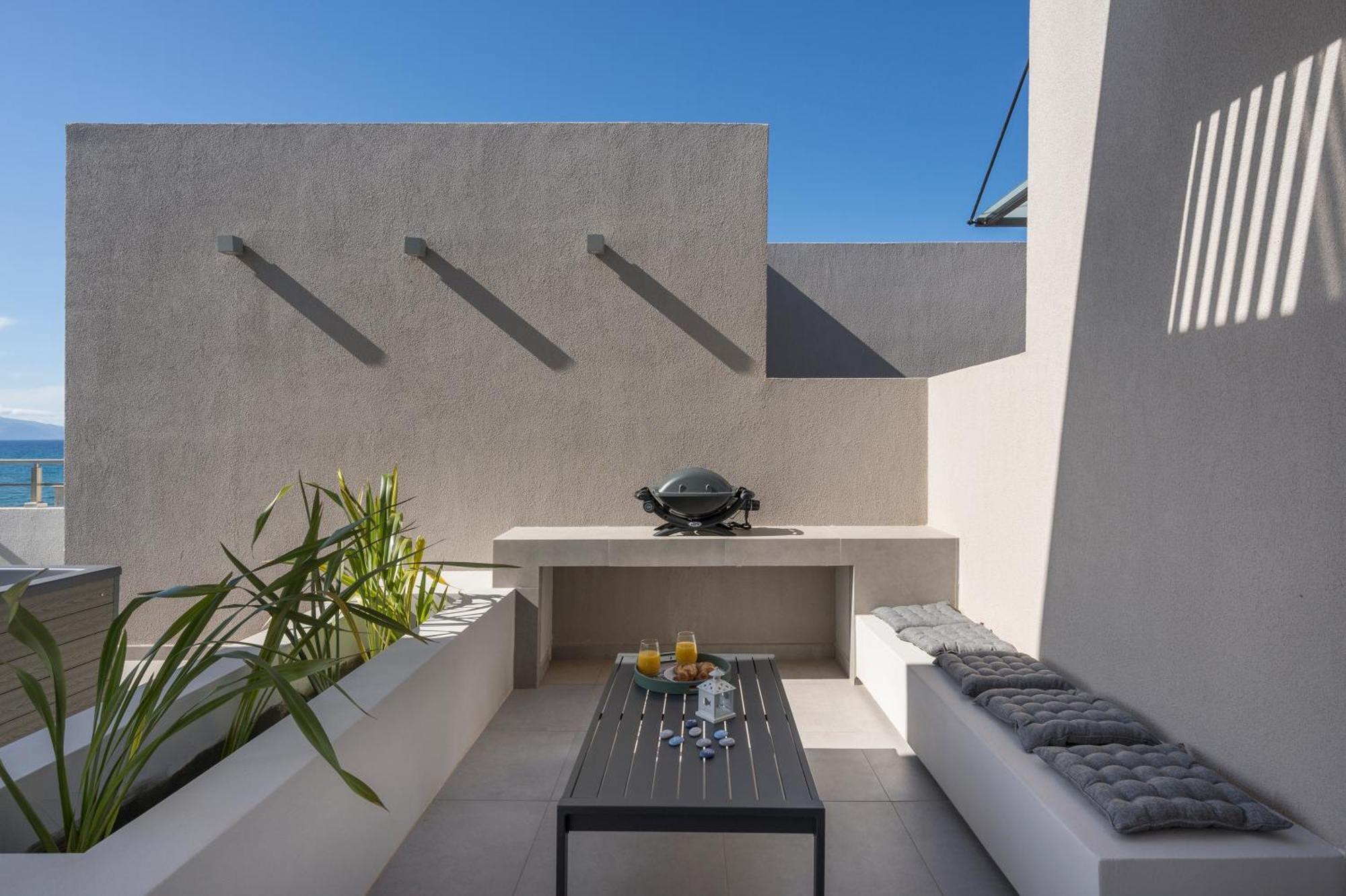 Ostrakon Suites Agia Marina Exteriér fotografie